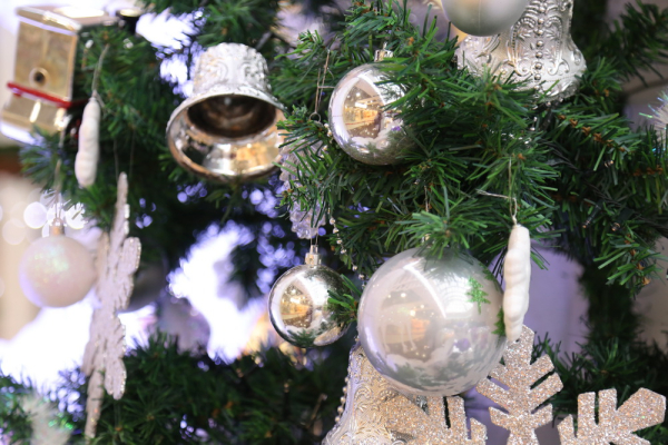 Афиша выходных: День матери, лекция про шаманов и&nbsp;фестиваль &laquo;Сказки&raquo;