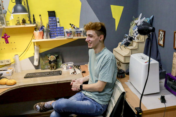 Страшно красивых кукол делает 23-летний новосибирец Максим Титков