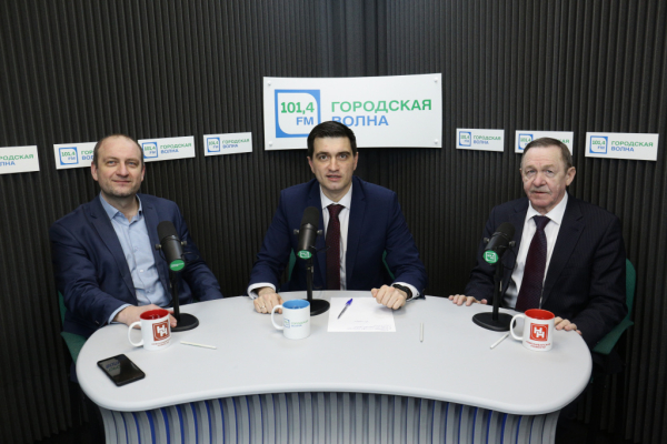 Вечерний разговор на&nbsp;&laquo;Городской волне&raquo;: лучшие выпуски 2022 года