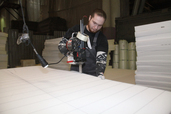 Сделано в Новосибирске: 12 репортажей о людях, которые меняют мир Сделано в Новосибирске: 12 репортажей о людях, которые меняют мир