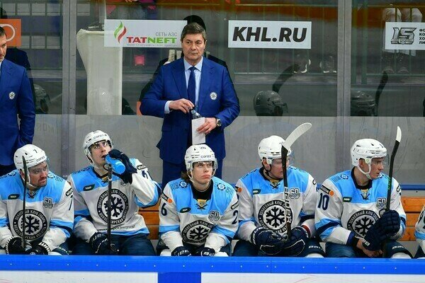 Андрей Мартемьянов: &laquo;Пришлось встряхнуть ребят, чтобы начали играть в мужской и жёсткий хоккей&raquo;
