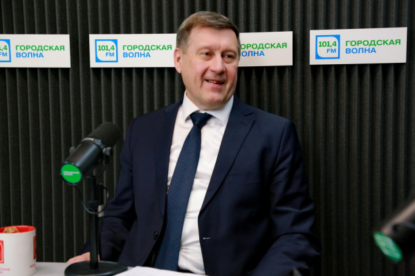 Мэр отвечает: новые школы, ремонт дорог и&nbsp;помощь семьям мобилизованных