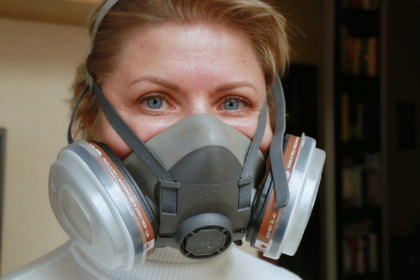 Повторить невозможно: как стоматолог из&nbsp;Новосибирска делает часы из&nbsp;смолы