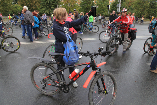 Афиша выходных: пикник в&nbsp;Академгородке, велофест и&nbsp;фаер-шоу на&nbsp;набережной
